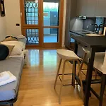 Golden Star Apartment Near Vatican, Roma Aurelia